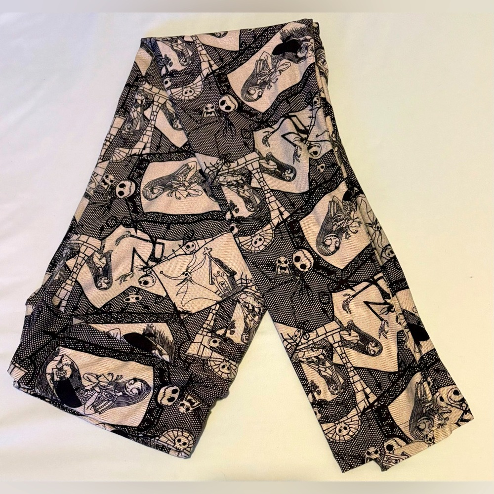 LuLaRoe Nightmare Before Christmas Leggings - Tall & Curvy